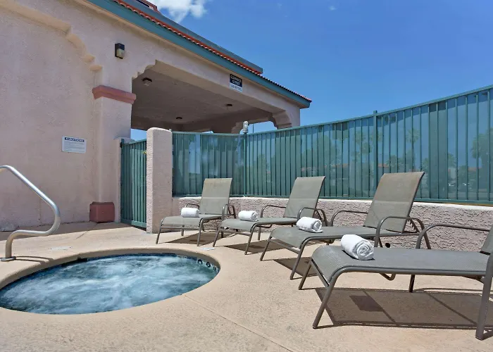 Super 8 By Wyndham Downtown Convention Center 2* Tucson